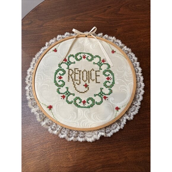 Vintage Framed Beaded Needlepoint Christmas Picture Holly - Picture 1 of 3